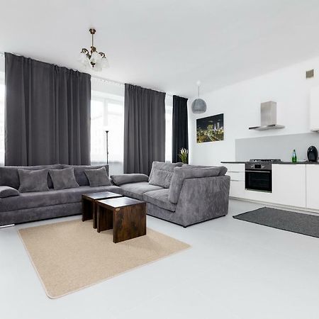 City Centre Apartment Варшава Экстерьер фото