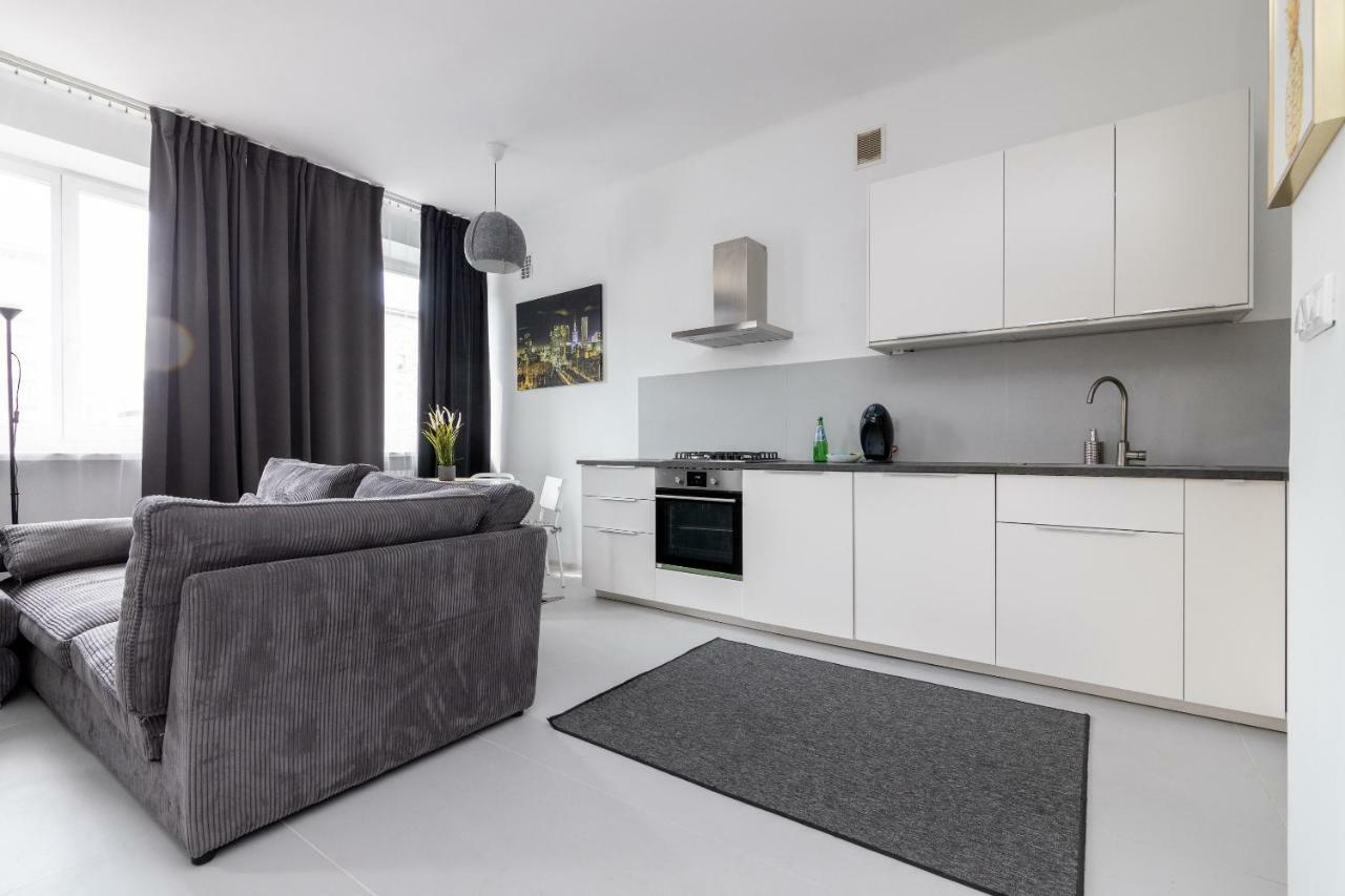 City Centre Apartment Варшава Экстерьер фото