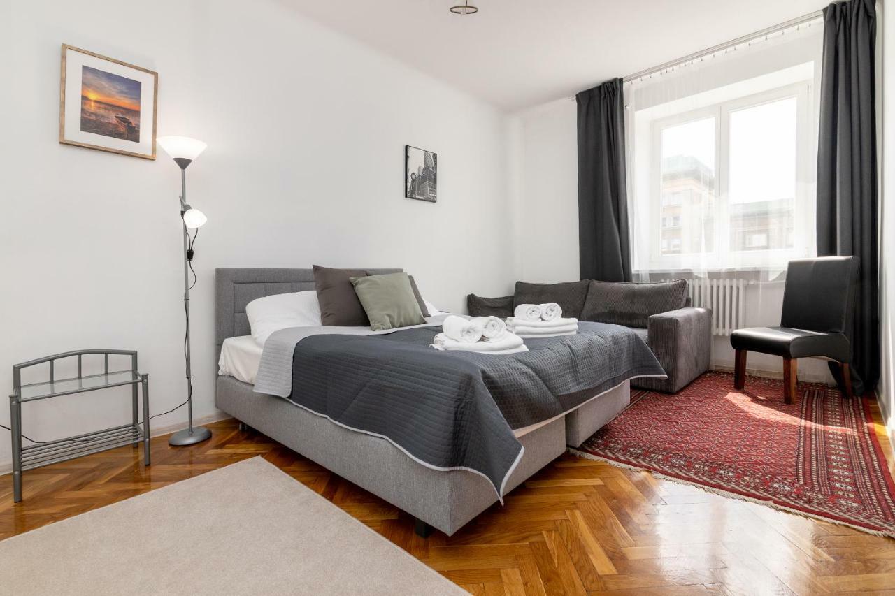 City Centre Apartment Варшава Экстерьер фото